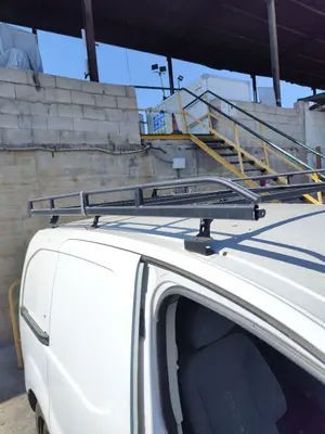 Foto de BARRAS TECHO CITROEN BERLINGO FURGÓN 1.6 16V HDi FAP (75 CV / 55 KW) foto 5