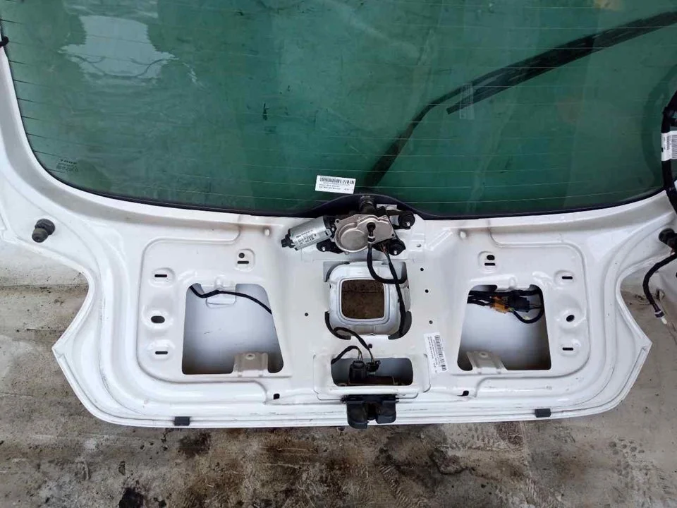 Foto de MOTOR LIMPIA TRASERO SEAT IBIZA BERLINA (6J5) 1.9 TDI (105 CV / 77 KW)