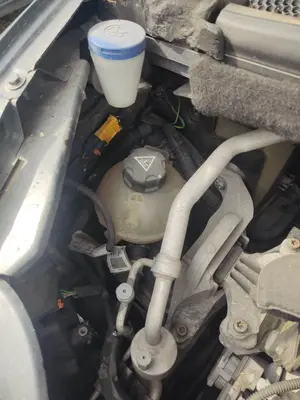 Foto de DEPOSITO EXPANSION CITROEN C4 PICASSO/SPACETOURER 1.6 HDi FAP (92 CV / 68 KW) referencia 9678125880
