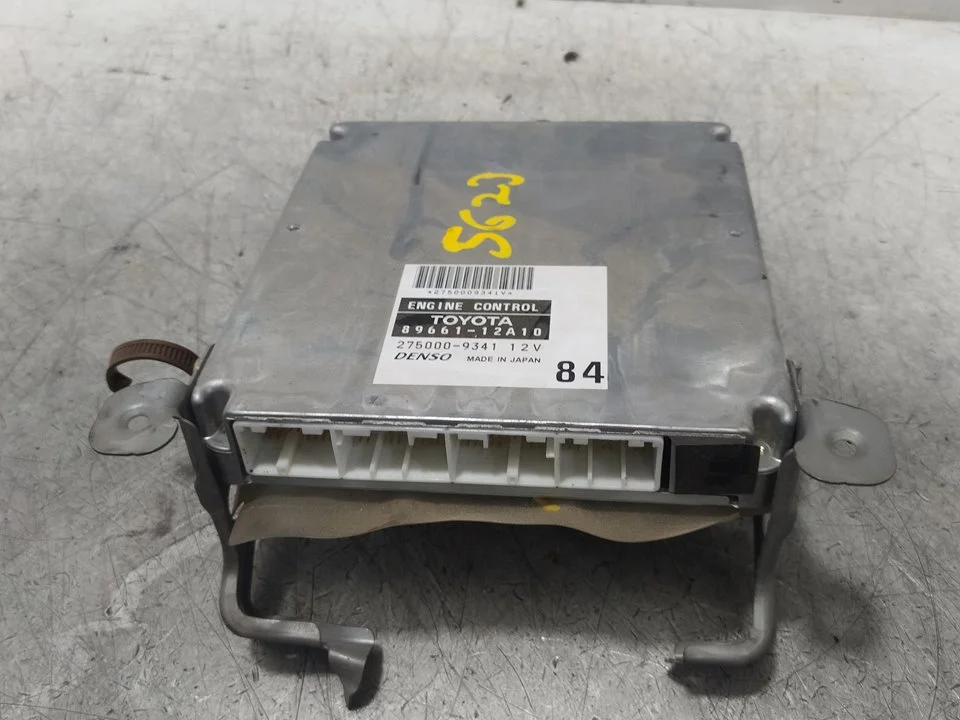 Foto de CENTRALITA MOTOR UCE TOYOTA COROLLA (E12) 1.6 16V (110 CV / 81 KW) referencia 8966112A10