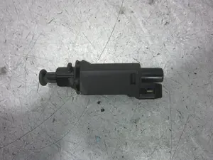 Foto de INTERRUPTOR VOLKSWAGEN GOLF III (1H1)(11.1991) 1.8  (75 CV / 55 KW) referencia 191945515