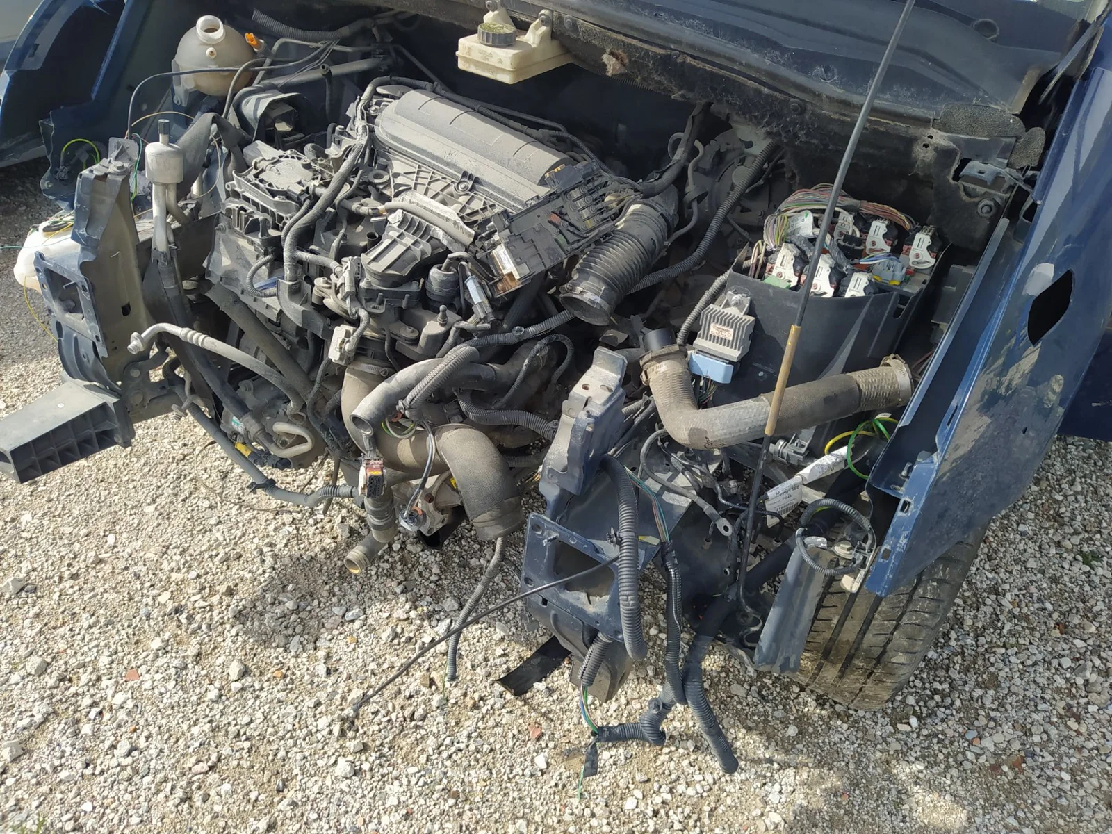 Foto de PUENTE DELANTERO CITROEN C4 PICASSO 2.0 HDi FAP (150 CV / 110 KW) referencia 3502FJ