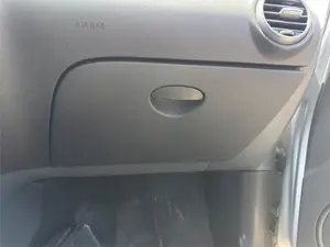 Foto de GUANTERA SEAT LEON (1P1)