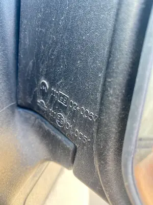 Foto de RETROVISOR DERECHO NISSAN SERENA (C23M) 2.3 Diesel (75 CV / 55 KW) referencia 111E9010051 foto 3