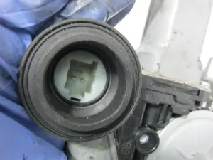 Foto de ELEVALUNAS TRASERO DERECHO LEXUS RX (GGL1/GYL1) 3.5 V6 24V CAT (249 CV / 183 KW) foto 5