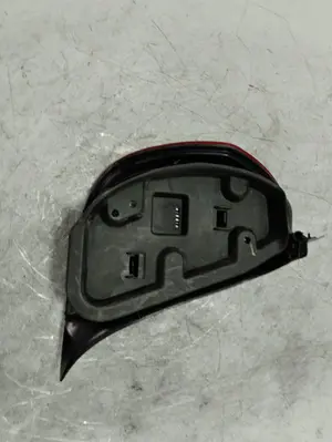 Foto de PILOTO TRASERO DERECHO CITROEN C5 BERLINA referencia 9632646680 foto 3