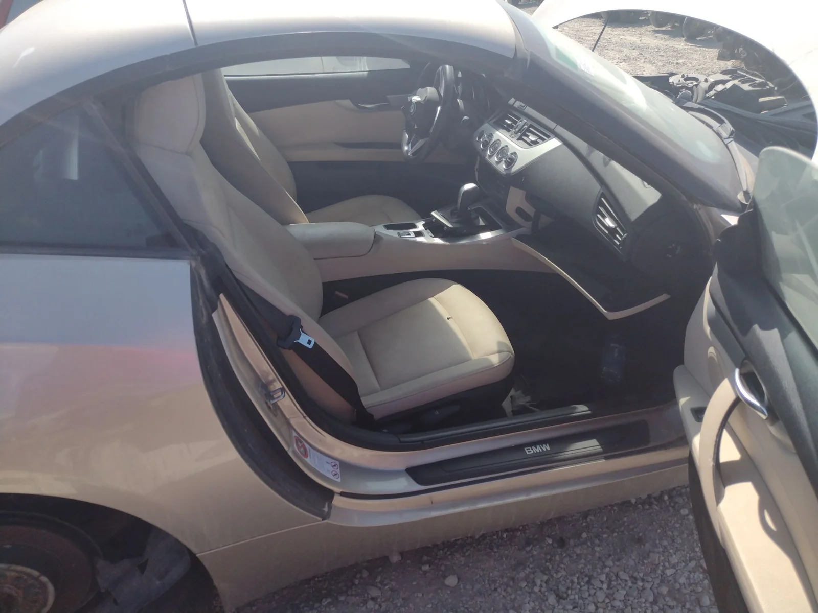 Foto de GOMAS CONTORNO PUERTA BMW SERIE Z4 ROADSTER (E89) 2.5 24V CAT (204 CV / 150 KW)