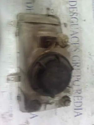 Foto de FARO ANTINIEBLA IZQUIERDO VOLKSWAGEN VENTO (1H2) 1.6 (75 CV / 55 KW) referencia 1H0941699B foto 2
