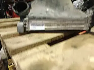 Foto de INTERCOOLER VOLKSWAGEN TOUAREG (7L6) 2.5 TDI DPF (174 CV / 128 KW) foto 4