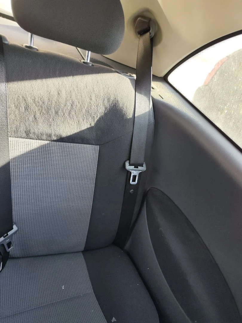 Foto de CINTURON SEGURIDAD TRASERO IZQUIERDO OPEL CORSA C 1.2 16V CAT (Z 12 XEP / LB4) (80 CV / 59 KW)