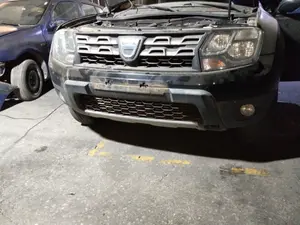 Foto de PANEL FRONTAL DACIA DUSTER I 1.2 16V TCE CAT (125 CV / 92 KW)