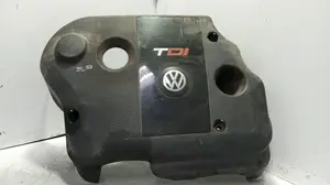 Foto de TAPA MOTOR VOLKSWAGEN PASSAT VARIANT (3B5) 1.9 TDI (116 CV / 85 KW) referencia 038103925