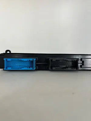 Foto de MÓDULO DE CONTROL DE CARROCERÍA (BCM) BMW SERIE 3 BERLINA (E90) referencia 61359267203 foto 3
