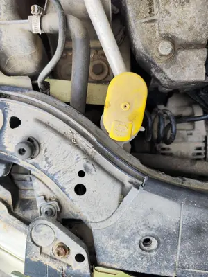 Foto de DEPOSITO LIMPIA RENAULT MEGANE II BERLINA 5P 1.6 CAT (113 CV / 83 KW) referencia 7701207665