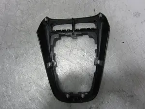 Foto de GUARNECIDOS PALANCA CAMBIO OPEL CROSSLAND X 1.2 (110 CV / 81 KW) referencia 5445102 foto 2