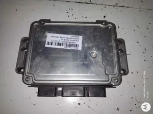 Foto de CENTRALITA MOTOR UCE RENAULT LAGUNA II (BG0) 1.9 dCi Diesel (120 CV / 88 KW) referencia 0281011723 foto 4