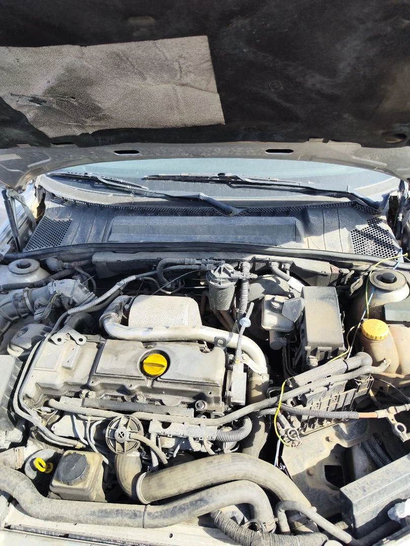 Foto de TORPEDO OPEL VECTRA B BERLINA 2.0 DTI (101 CV / 74 KW)
