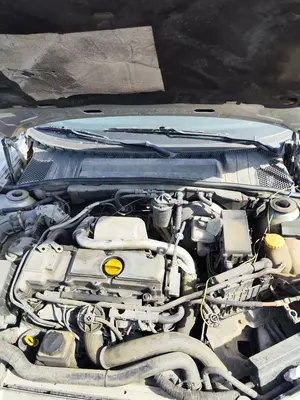 Foto de TORPEDO OPEL VECTRA B BERLINA 2.0 DTI (101 CV / 74 KW)