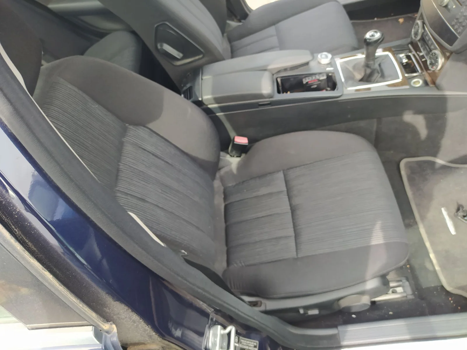 Foto de ENGANCHE CINTURON DELANTERO DERECHO MERCEDES-BENZ CLASE C (BM 204) BERLINA 2.2 CDI CAT (170 CV / 125 KW)