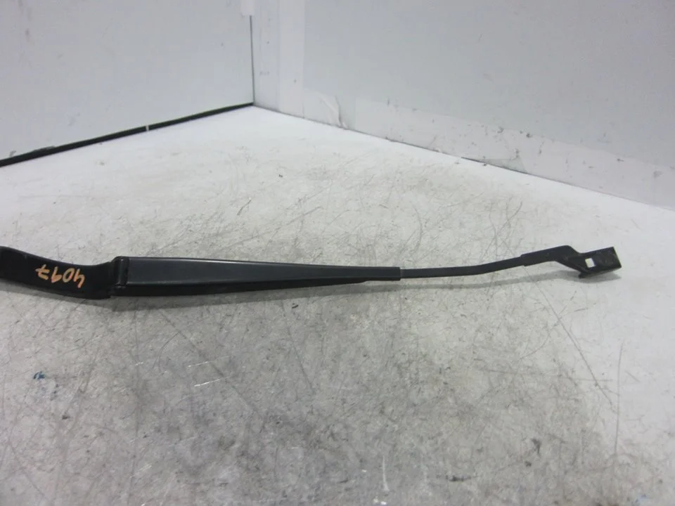 Foto de BRAZO LIMPIA DELANTERO DERECHO FIAT 500X (334) 1.0 CAT (120 CV / 88 KW) referencia 97036203