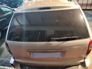 Foto de PORTON TRASERO CHRYSLER VOYAGER (RG)