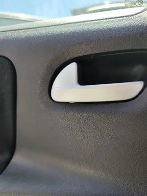 Foto de MANETA INTERIOR TRASERA IZQUIERDA PEUGEOT 207 1.4  (73 CV / 54 KW) referencia 9143L9