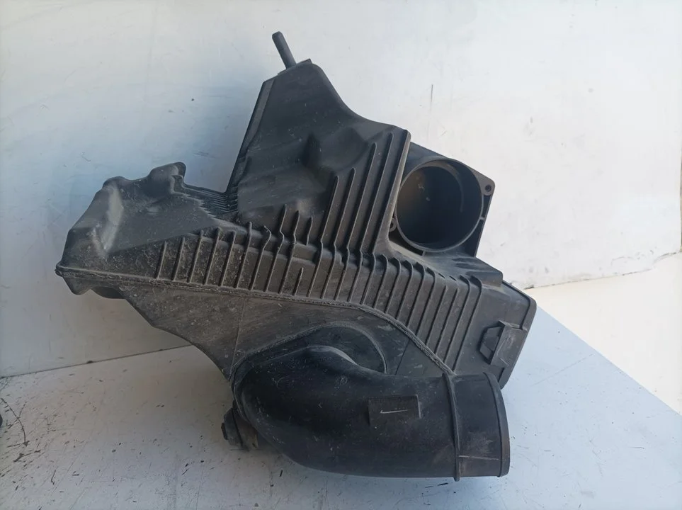 Foto de FILTRO AIRE RENAULT CLIO III referencia 8200398990
