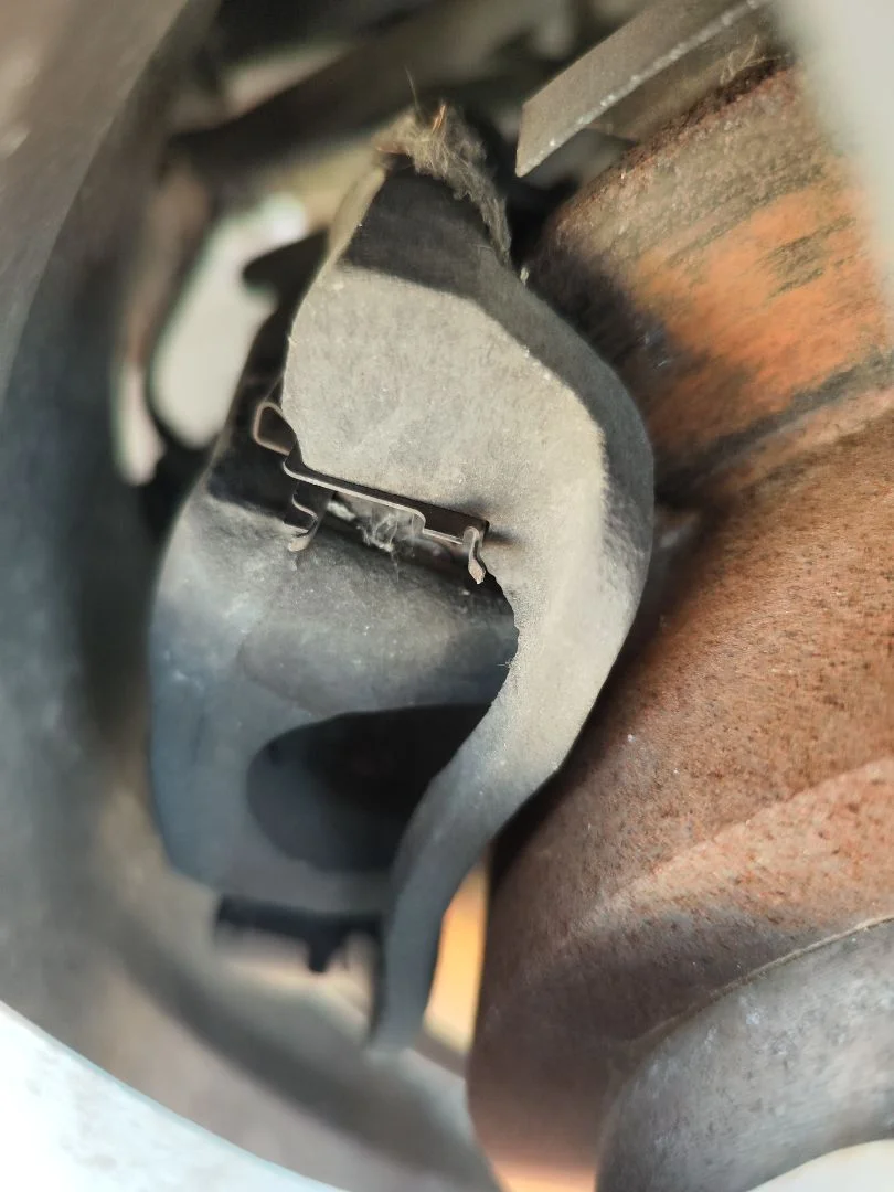 Foto de PINZA DE FRENO TRASERA IZQUIERDA HYUNDAI SANTA FE (SM) 2.4 CAT (146 CV / 107 KW)
