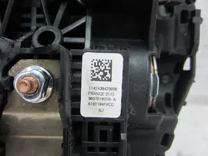 Foto de AIRBAG DELANTERO IZQUIERDO RENAULT SCENIC III (JZ) 1.6 dCi Diesel FAP (131 CV / 96 KW) referencia 985701921R foto 2