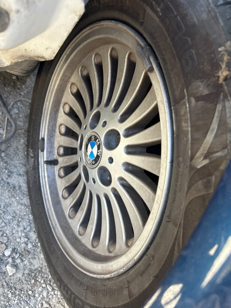 Foto de PINZA DE FRENO DELANTERA DERECHA BMW SERIE 5 TOURING (E39) 2.0 24V (150 CV / 110 KW)