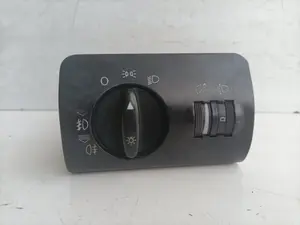 Foto de MANDO LUCES AUDI A6 AVANT (4B5) referencia 4B1941531