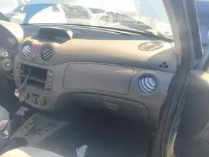 Foto de AIRBAG DELANTERO DERECHO CITROEN C3 1.4  (73 CV / 54 KW) referencia 8216P7