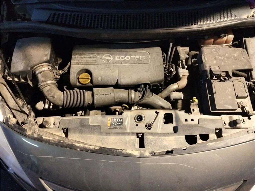 Foto de TRAVESAÑO SUPERIOR OPEL MERIVA B