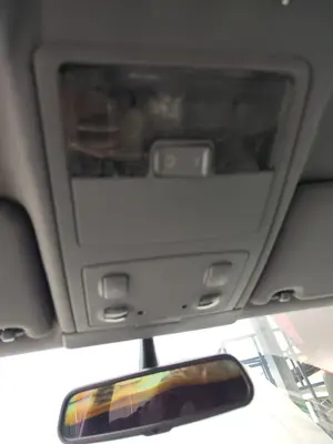 Foto de LUZ INTERIOR AUDI A6 BERLINA (4B2) 2.5 V6 24V TDI (150 CV / 110 KW)