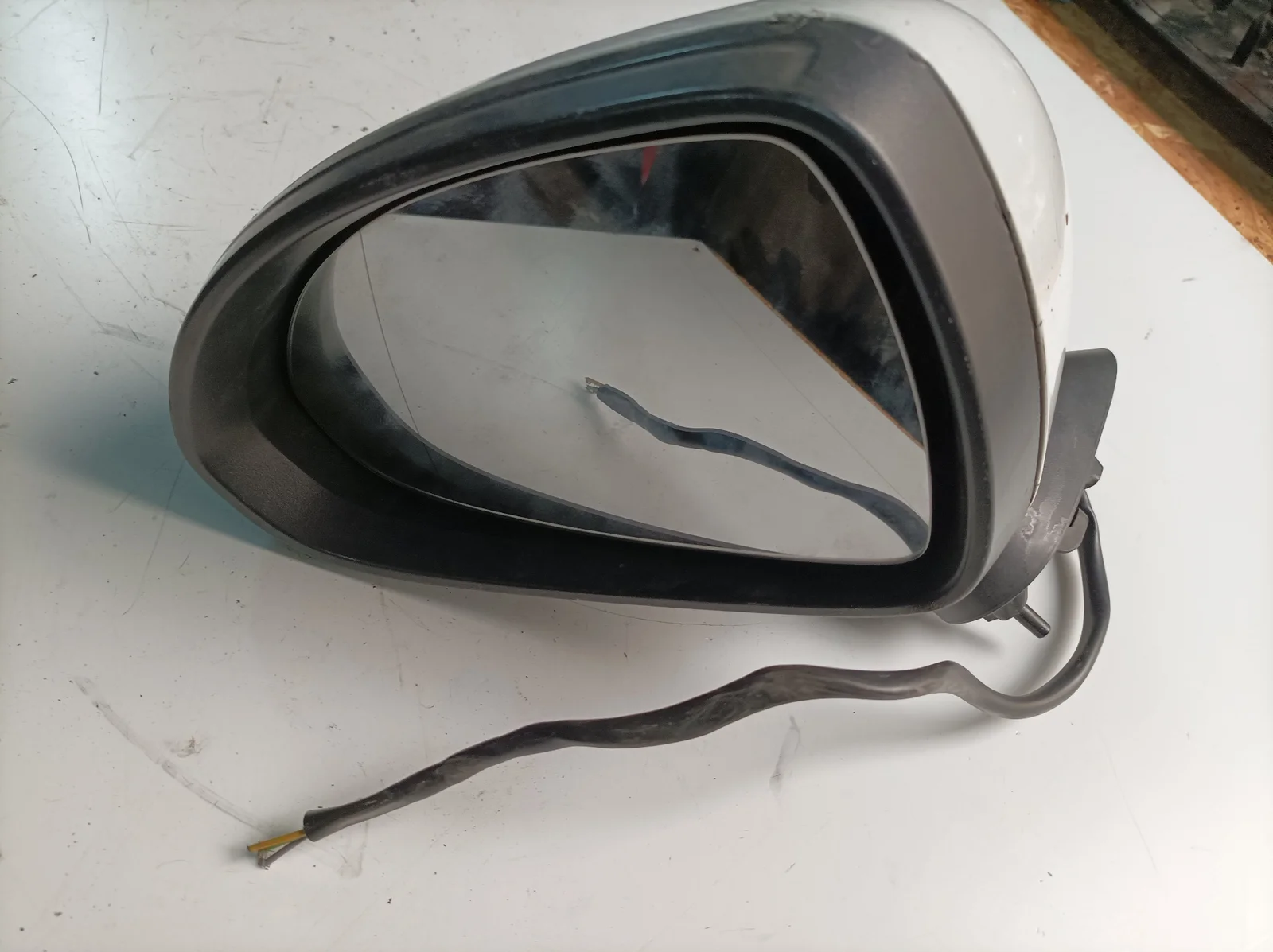 Foto de RETROVISOR IZQUIERDO OPEL CORSA D referencia 468435664
