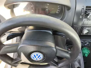 Foto de VOLANTE VOLKSWAGEN POLO IV (9N1) 1.4 16V (75 CV / 55 KW) referencia 6Q0419091L FKZ foto 3
