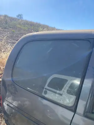 Foto de LUNA CUSTODIA TRASERA DERECHA NISSAN SERENA (C23M) 2.3 Diesel (75 CV / 55 KW)