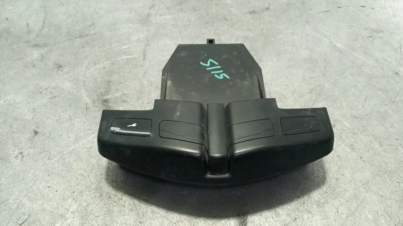 Foto de INTERRUPTOR PORSCHE CAYENNE (TIPO 92A) 3.6 CAT (299 CV / 220 KW) referencia 7P5927325D
