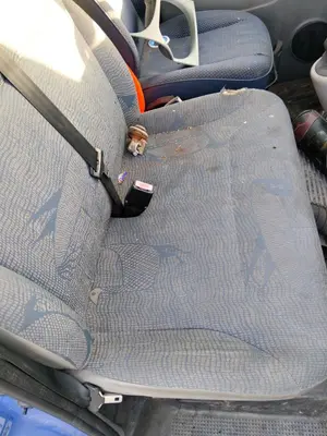 Foto de ASIENTO DELANTERO DERECHO RENAULT TRAFIC II COMBI 1.9 Diesel (101 CV / 74 KW)