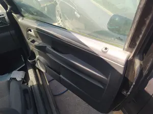 Foto de RETENEDOR PUERTA VOLKSWAGEN FOX (5Z1)(04.2005) 1.4  (75 CV / 55 KW)
