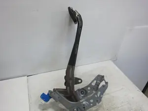 Foto de PEDAL FRENO TESLA MODEL S eléctrico 270 kW (367 CV / 270 KW) referencia 600645500A foto 4