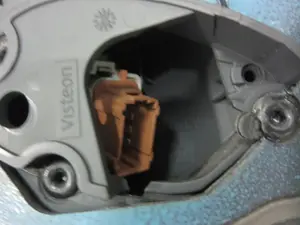 Foto de MANDO ELEVALUNAS DELANTERO DERECHO RENAULT CLIO III 1.5 dCi Diesel CAT (86 CV / 63 KW) referencia 8200108266 foto 2
