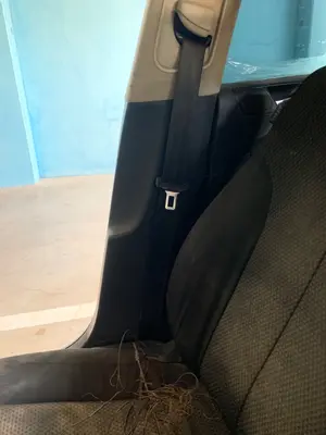 Foto de CINTURON SEGURIDAD DELANTERO DERECHO VOLKSWAGEN PASSAT VARIANT (3C5) 2.0 TDI (140 CV / 103 KW) referencia 3C1857706R FKZ foto 2