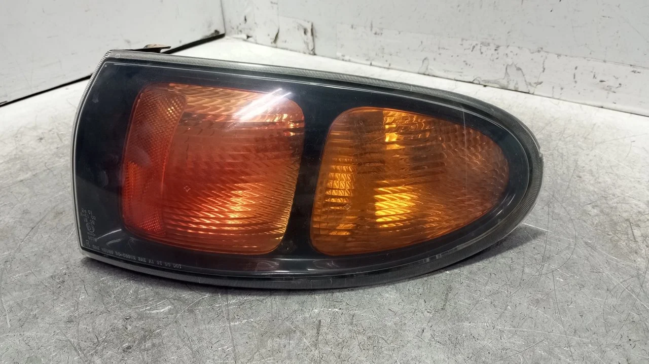 Foto de PILOTO TRASERO DERECHO DAEWOO LANOS referencia 305896R