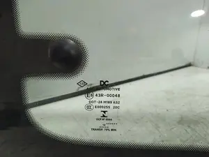Foto de LUNA TRASERA DERECHA RENAULT TWINGO III 1.0 SCe (71 CV / 52 KW) referencia 43R00048 foto 3