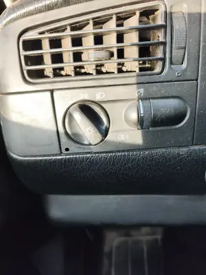 Foto de MANDO LUCES VOLKSWAGEN GOLF III (1H1)(11.1991) 2.0 (116 CV / 85 KW) referencia 1H0953513C FKZ foto 2