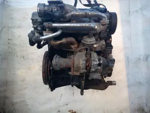 Foto de MOTOR COMPLETO AUDI A4 BERLINA (8E) 1.9 TDI (131 CV / 96 KW) referencia AVF foto 10