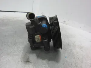 Foto de BOMBA DIRECCION FORD FOCUS BERLINA (CAP) referencia 4AB1603 foto 6