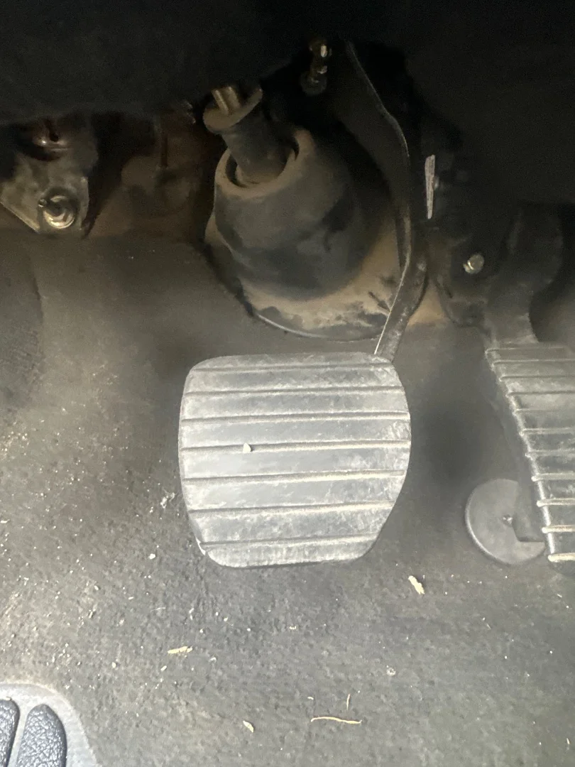 Foto de PEDAL FRENO RENAULT LAGUNA II (BG0) 2.0 (135 CV / 99 KW) referencia 8200725724