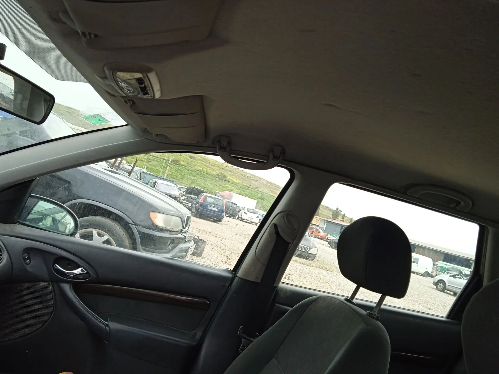 Foto de ASIDERO TECHO DELANTERO DERECHO FORD FOCUS FAMILIAR (CAK) 1.8 TDDI Turbodiesel CAT (90 CV / 66 KW)